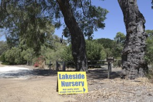 lakeside-sign